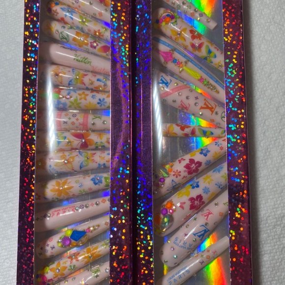 Luxury LV Custom Press-On Nails 3XL Louis Vuitton - Picture 4 of 4